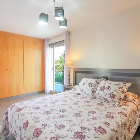 Apartamento Con Piscina - Bor228 *